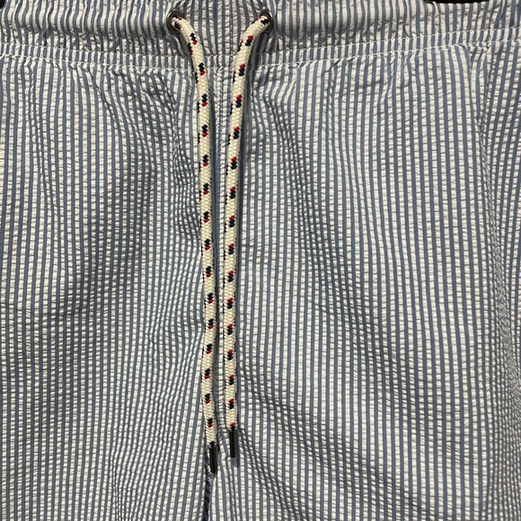 Lands' End Men's Swim Trunks Blue and White XL - Picture 2 of 6